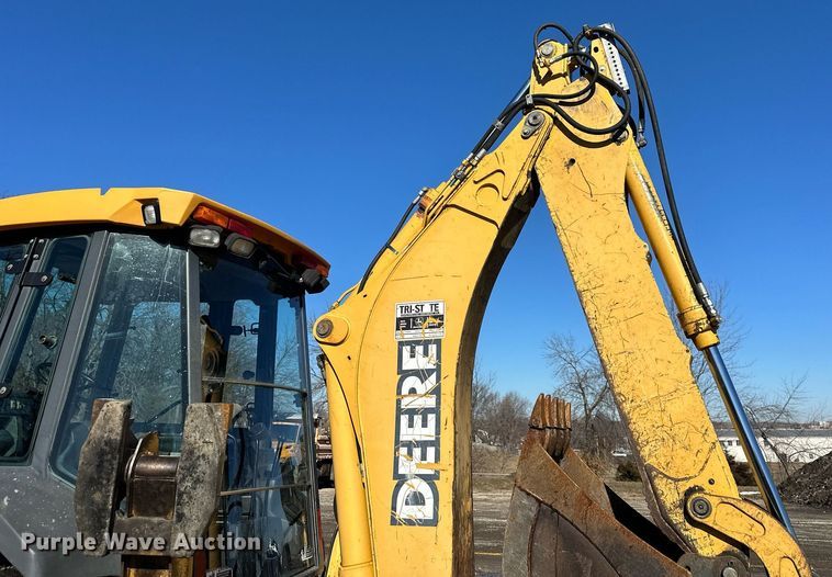 image for item DW2963 2003 John Deere 410G backhoe