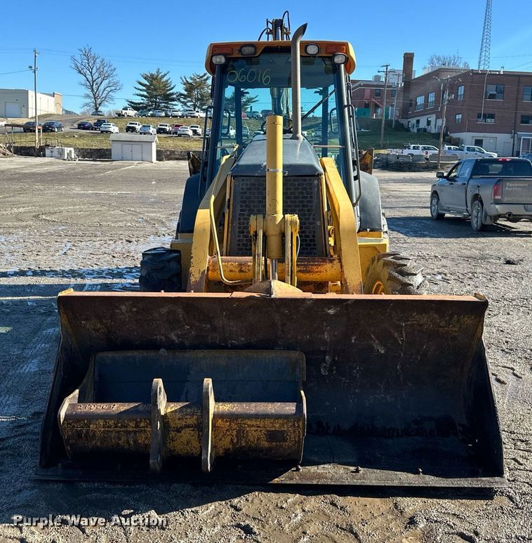 image for item DW2964 2003 John Deere 410G backhoe