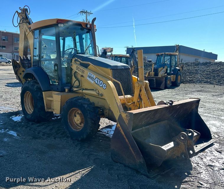 image for item DW2964 2003 John Deere 410G backhoe