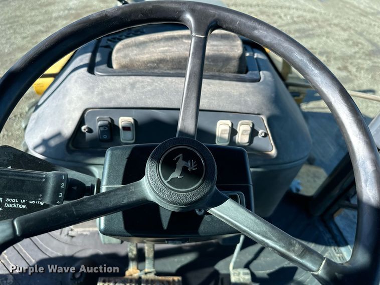 image for item DW2964 2003 John Deere 410G backhoe