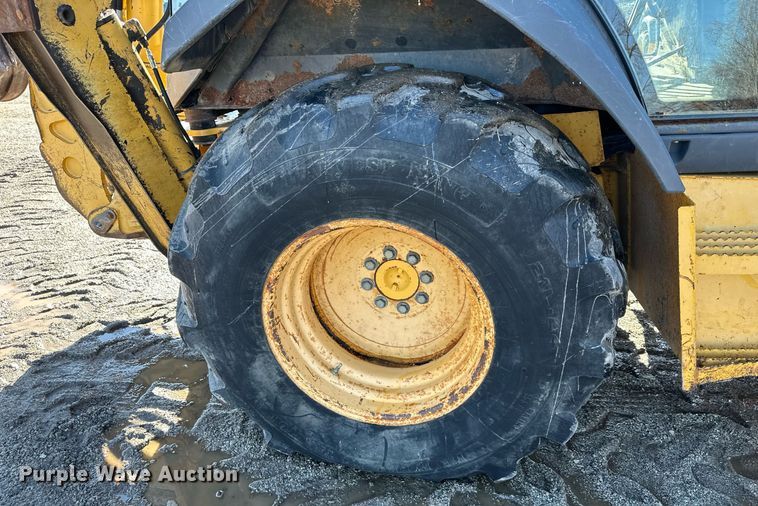 image for item DW2964 2003 John Deere 410G backhoe