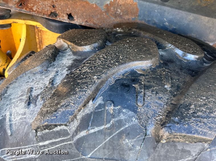 image for item DW2964 2003 John Deere 410G backhoe