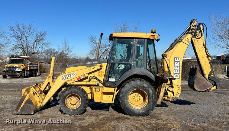 image for item DW2965 2001 John Deere 310SG backhoe