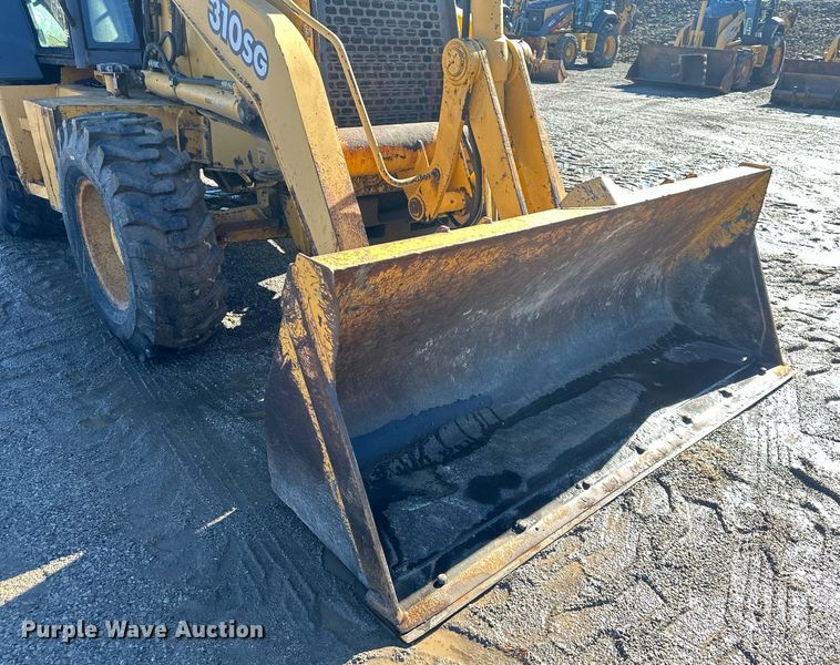 image for item DW2965 2001 John Deere 310SG backhoe