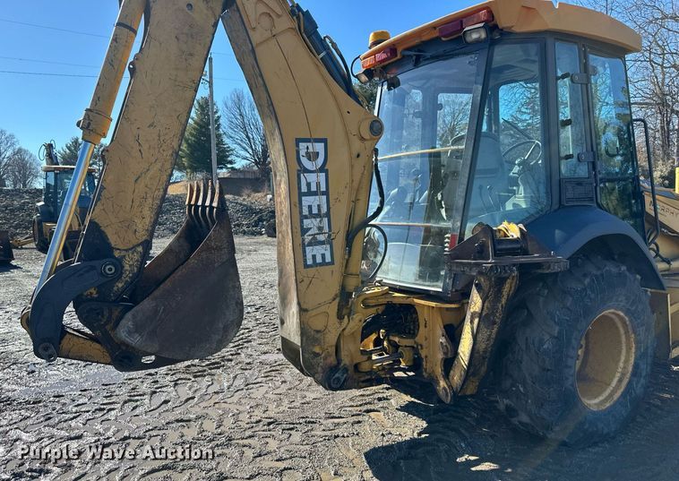 image for item DW2965 2001 John Deere 310SG backhoe