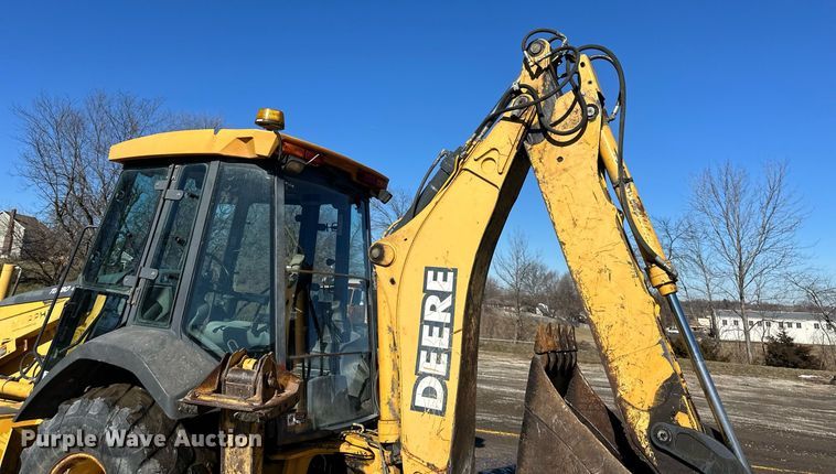 image for item DW2965 2001 John Deere 310SG backhoe