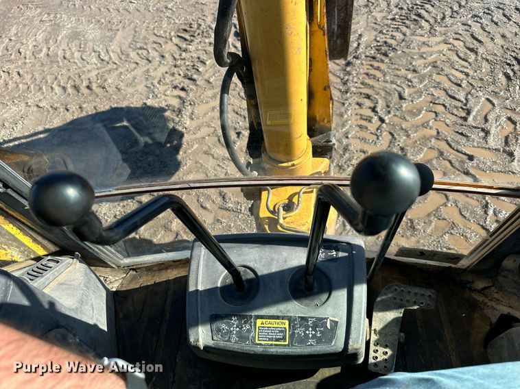 image for item DW2965 2001 John Deere 310SG backhoe