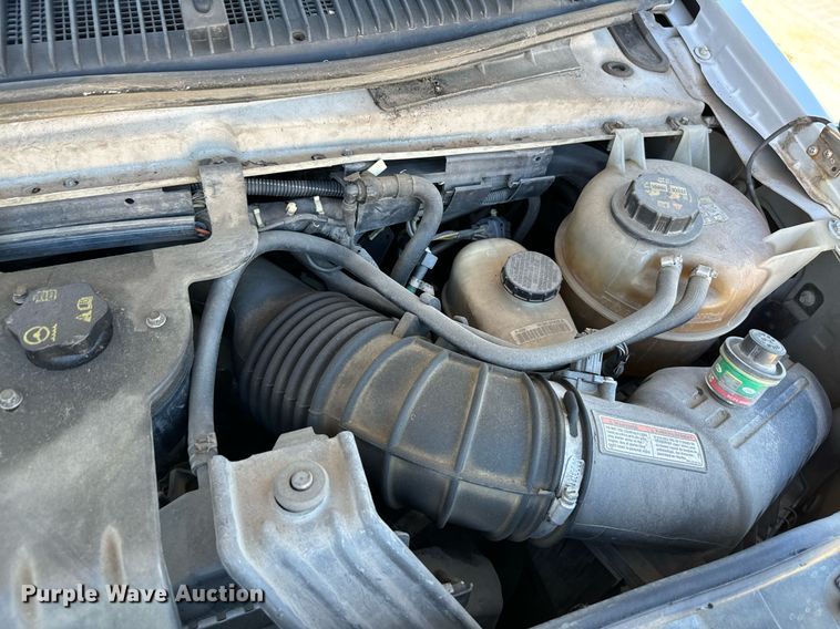 image for item EJ0175 2009 Ford E450 shuttle bus