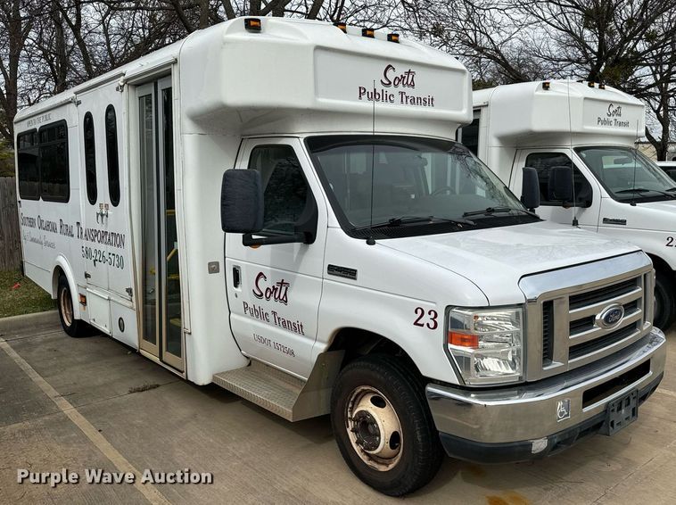 image for item EJ0218 2014 Ford E450 shuttle bus 