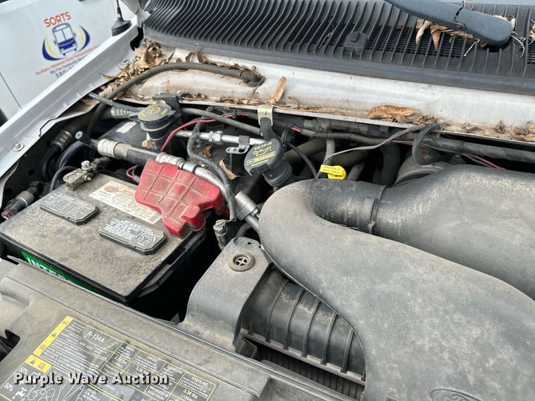 image for item EJ0218 2014 Ford E450 shuttle bus 