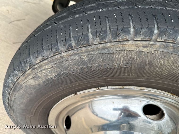 image for item EJ0218 2014 Ford E450 shuttle bus 