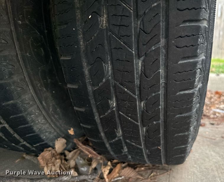 image for item EJ0218 2014 Ford E450 shuttle bus 