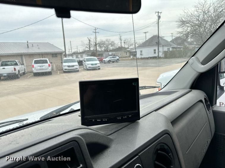 image for item EJ0219 2014 Ford E450 shuttle bus