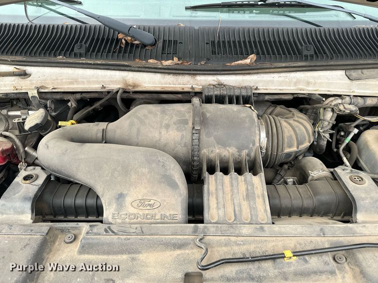 image for item EJ0219 2014 Ford E450 shuttle bus