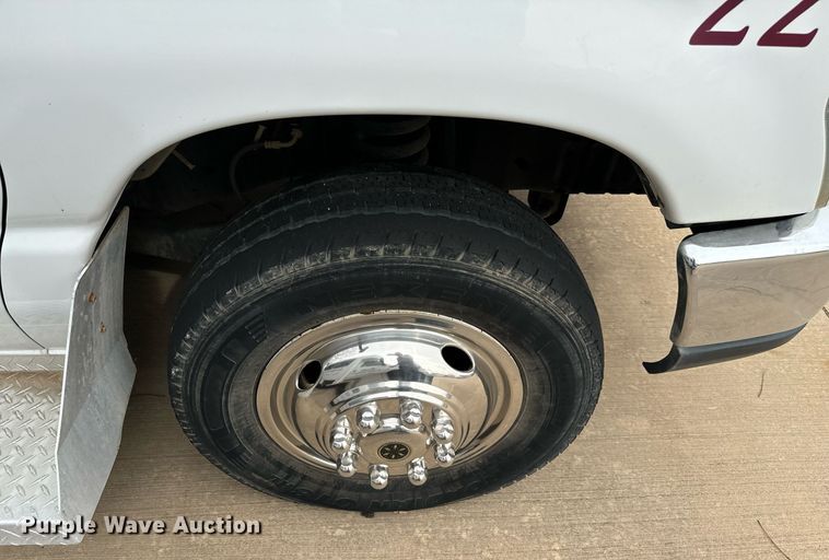 image for item EJ0219 2014 Ford E450 shuttle bus