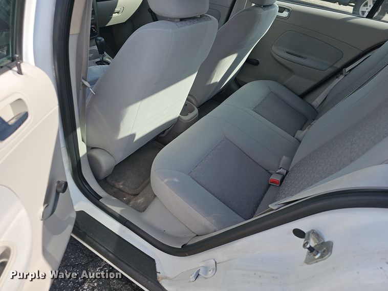 image for item EJ5865 2008 Chevrolet Cobalt LS 