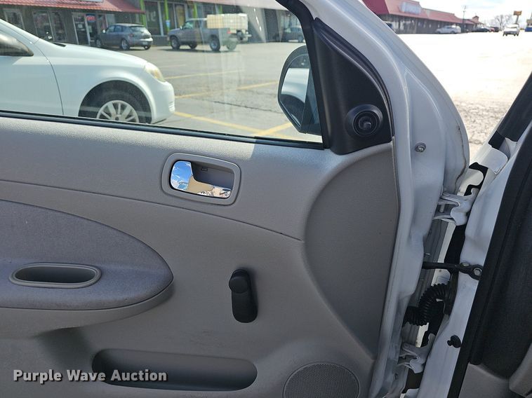 image for item EJ5867 2009 Chevrolet Cobalt LS 