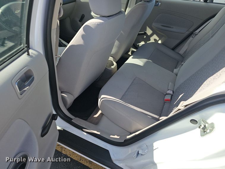 image for item EJ5867 2009 Chevrolet Cobalt LS 