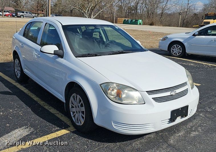 image for item EJ5869 2010 Chevrolet Cobalt LT 
