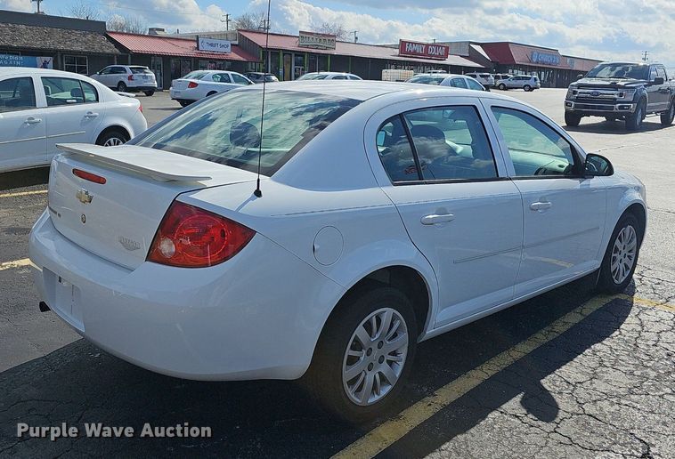 image for item EJ5869 2010 Chevrolet Cobalt LT 