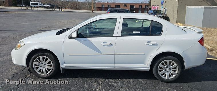 image for item EJ5869 2010 Chevrolet Cobalt LT 