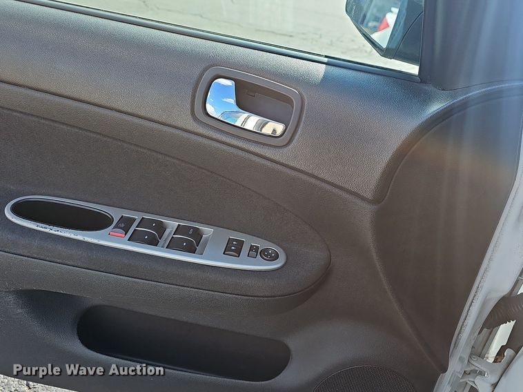 image for item EJ5869 2010 Chevrolet Cobalt LT 