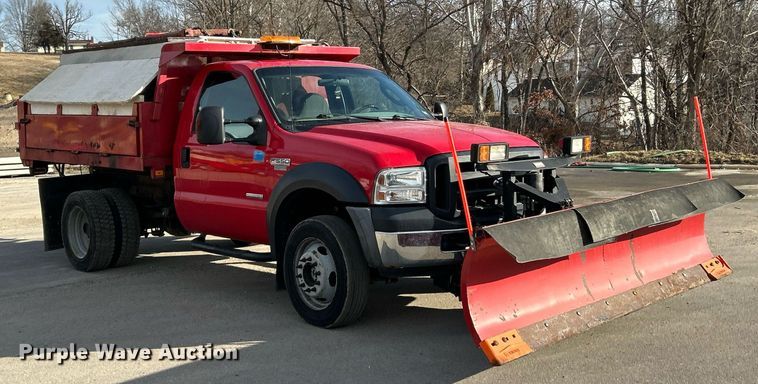 image for item EK4016 2007 Ford F550 Super Duty XL dump truck