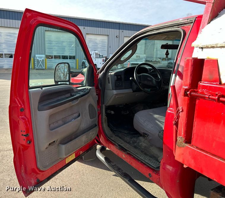 image for item EK4016 2007 Ford F550 Super Duty XL dump truck