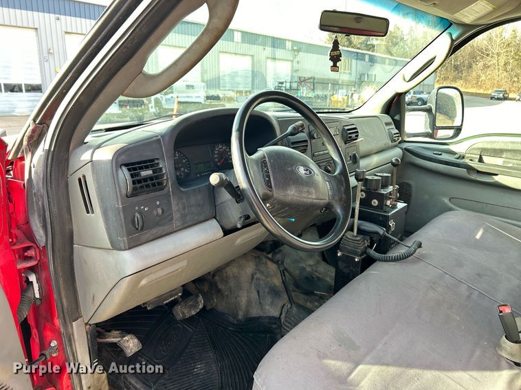 image for item EK4016 2007 Ford F550 Super Duty XL dump truck