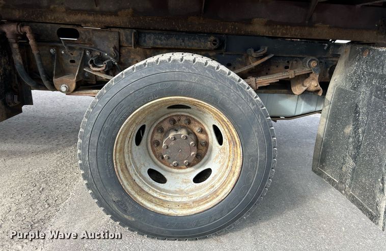 image for item EK4016 2007 Ford F550 Super Duty XL dump truck