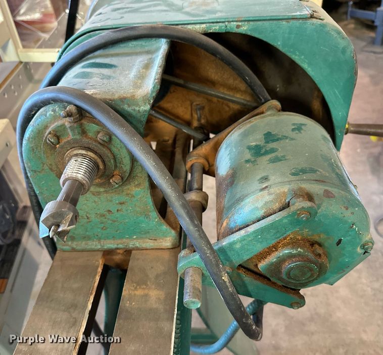 image for item EK9961 Shop tools