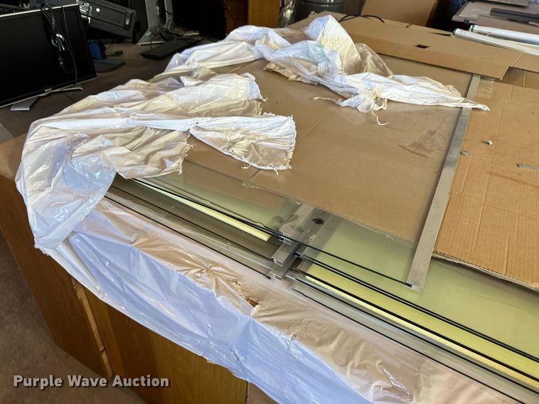 image for item EK9965 (6) display cabinets