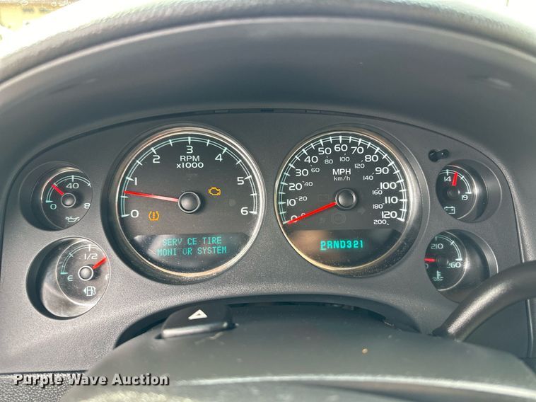 image for item EK9983 2008 Chevrolet Suburban SUV