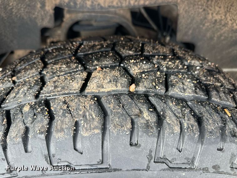 image for item EK9983 2008 Chevrolet Suburban SUV