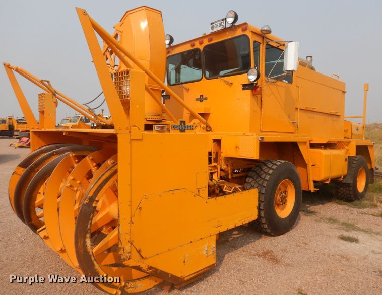image for item JZ9852 1982 Oshkosh H-2218 snow blower truck