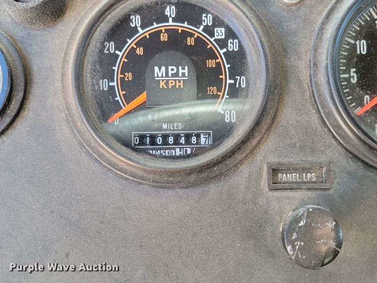 image for item JZ9852 1982 Oshkosh H-2218 snow blower truck