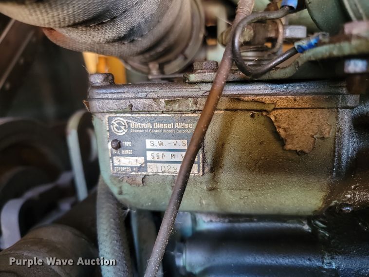 image for item JZ9852 1982 Oshkosh H-2218 snow blower truck