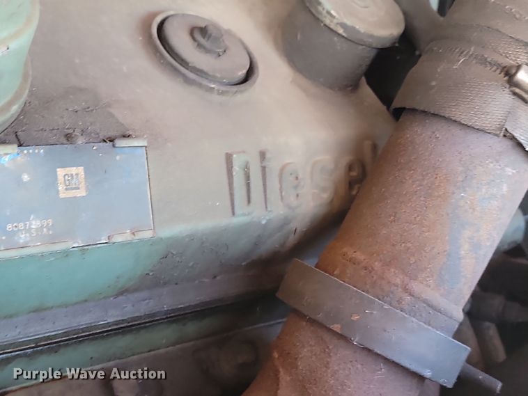 image for item JZ9852 1982 Oshkosh H-2218 snow blower truck