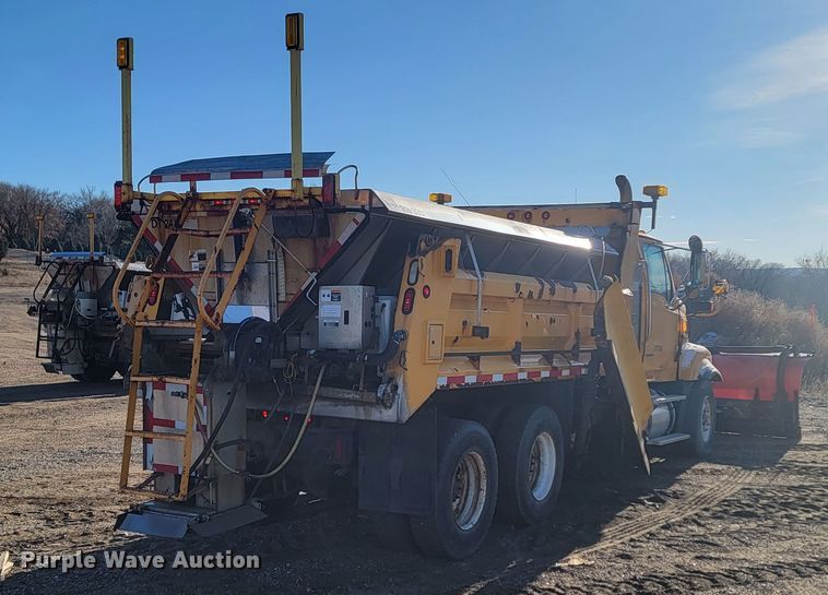 image for item KU9054 2009 Sterling  LT9500 dump truck