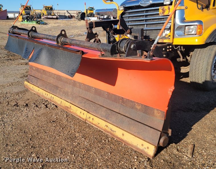 image for item KU9054 2009 Sterling  LT9500 dump truck