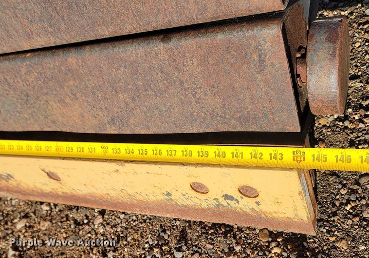 image for item KU9054 2009 Sterling  LT9500 dump truck