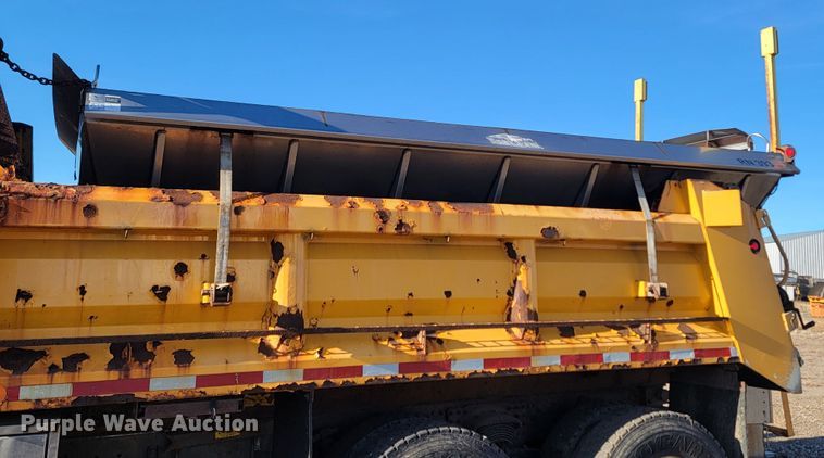 image for item KU9054 2009 Sterling  LT9500 dump truck