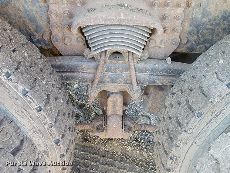 image for item KU9054 2009 Sterling  LT9500 dump truck