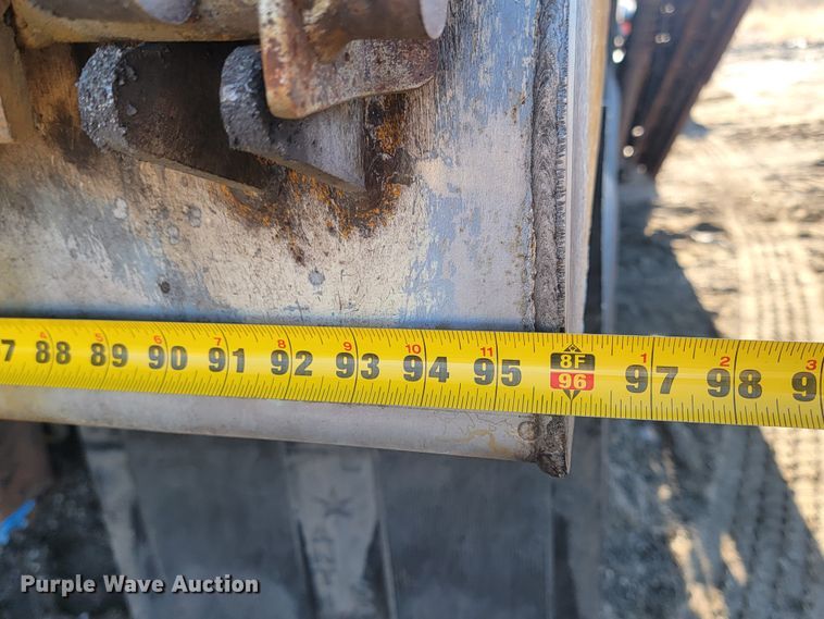 image for item KU9054 2009 Sterling  LT9500 dump truck