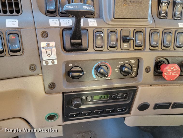 image for item KU9054 2009 Sterling  LT9500 dump truck