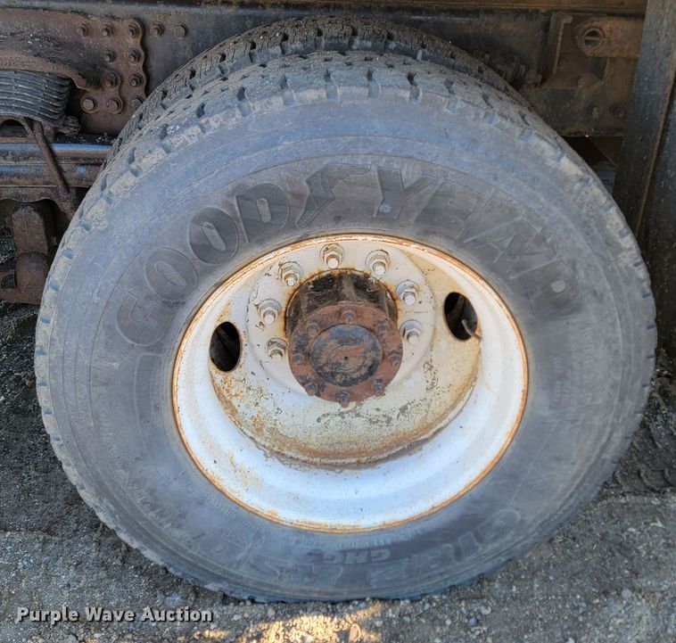 image for item KU9054 2009 Sterling  LT9500 dump truck