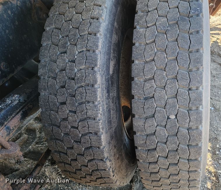 image for item KU9054 2009 Sterling  LT9500 dump truck