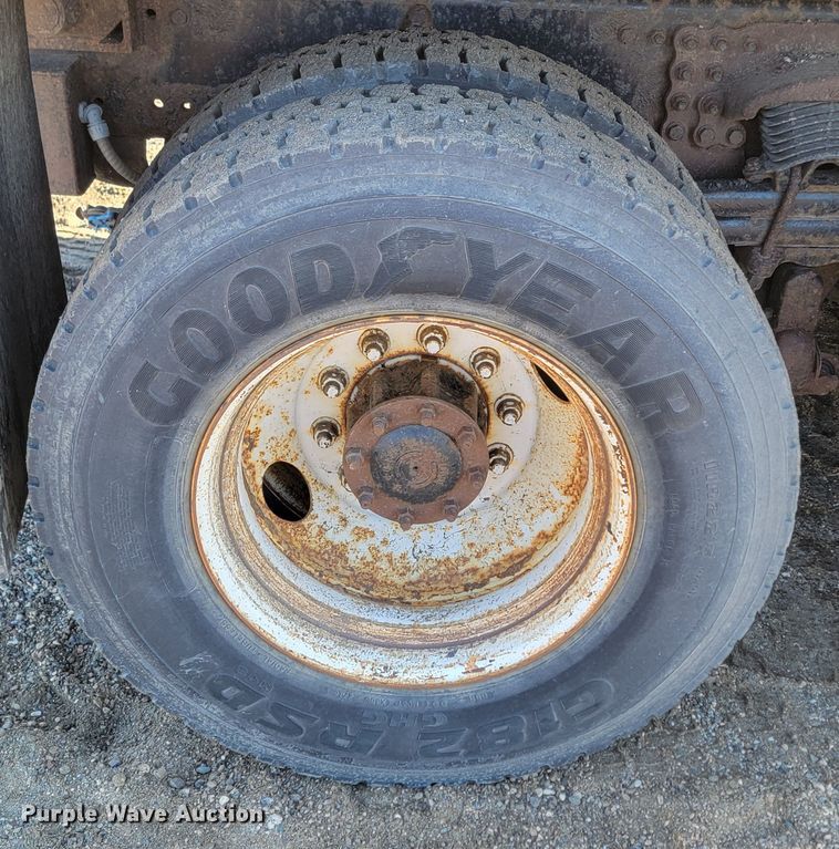 image for item KU9054 2009 Sterling  LT9500 dump truck