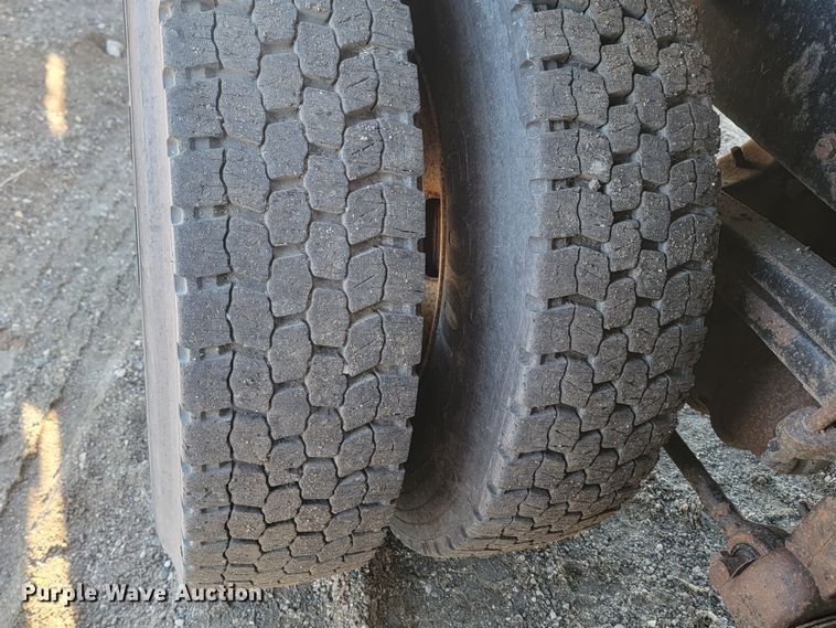 image for item KU9054 2009 Sterling  LT9500 dump truck