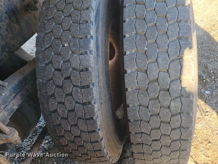 image for item KU9054 2009 Sterling  LT9500 dump truck